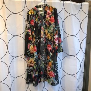 Never warn Inka sheer cover up